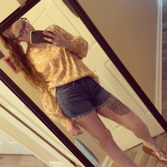 Meet your Posher, Katie - Picture 1 of 1